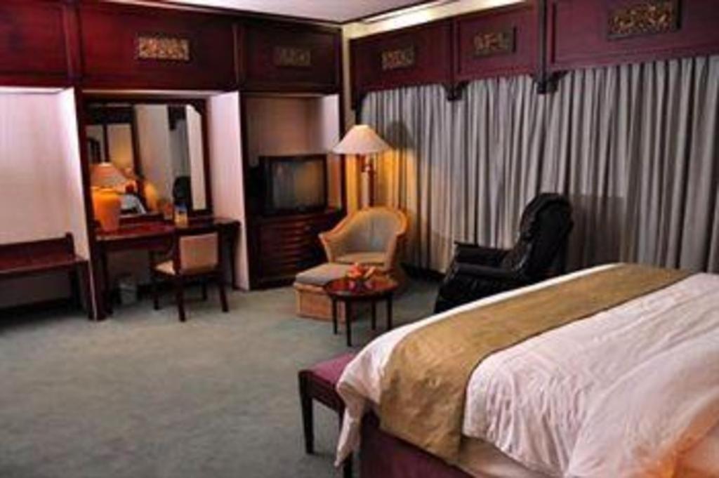 Kartika Chandra Hotel 4*