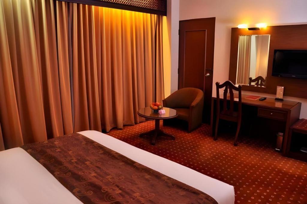 Kartika Chandra Hotel 4*