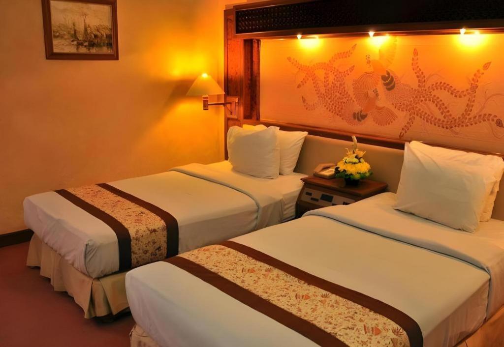 Hotel Kartika Chandra 4*